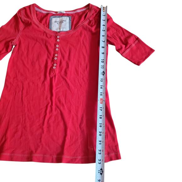 Y2k Abercrombie & Fitch Red 1/4 Sleeve Fitted Henley Top - Size Large - Picture 7 of 8